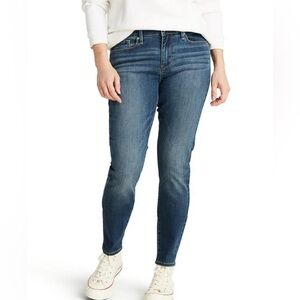 Signature Levi‎ & Strauss Modern Skinny Jeans. Cropped. Women size 10s